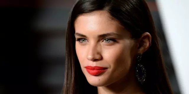 SARA SAMPAIO NET WORTH 2022,