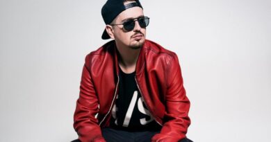 Robin Schulz networth 2022 .