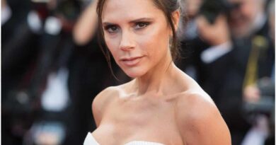 Victoria Beckham net worth 2022 .